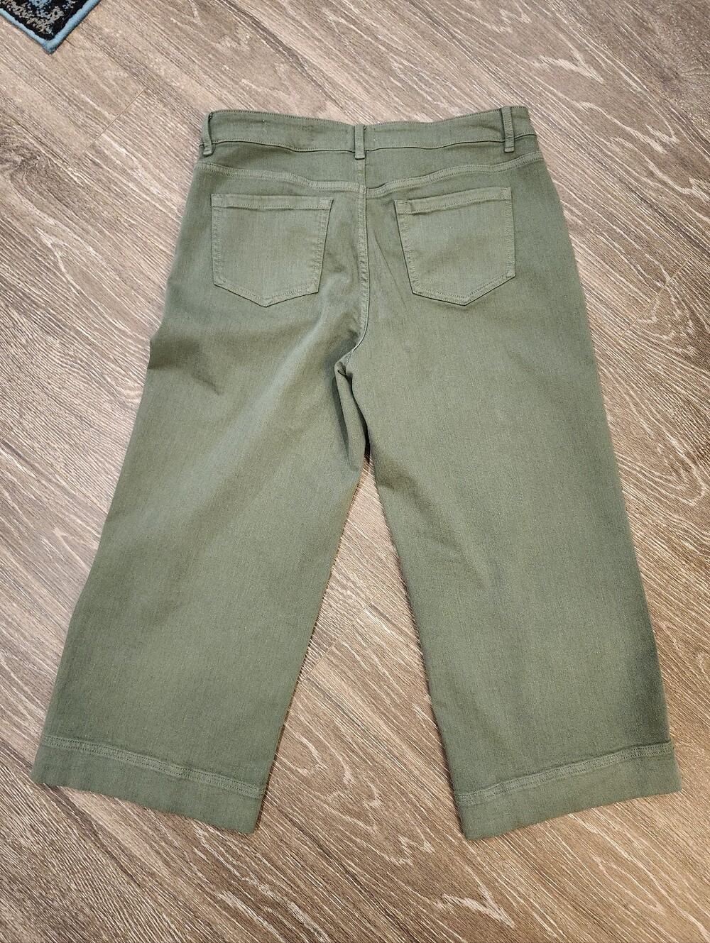 J. Jill Wide Leg Cropped Jeans Size 8p In Light Arugula Green New Condition - Picture 6 of 7